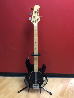 Ernie Ball Music Man Classic Stingray 4H