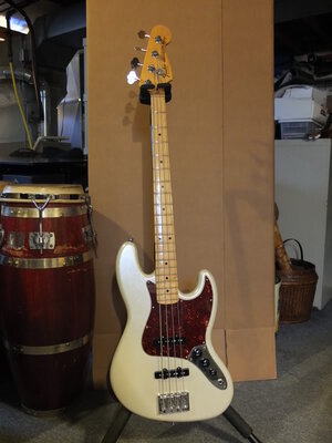 FS: Loaded Jazz Body (Blizzard pearl, Super 55, Hipshot Bridge)