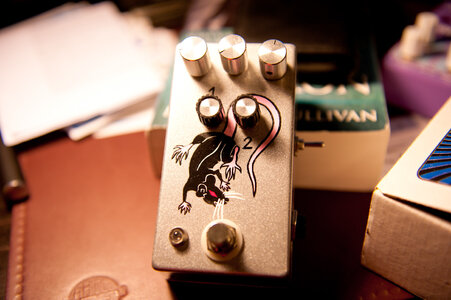 FS: FUZZROCIOUS Rat Tail