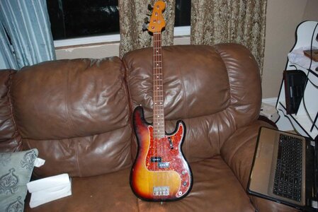 1983 fender fullerton era avri 62 p bass sunburst with active pre