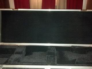 warwick flight case - thumb