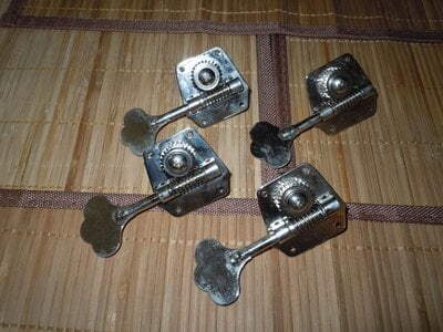 FS: Fender Vintage Reverse Tuners