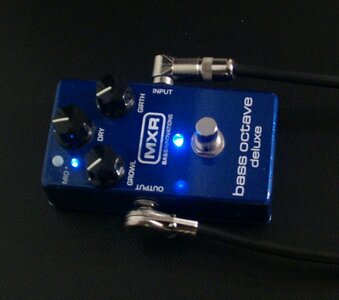 MXR BASS OCTAVE DELUXE VG