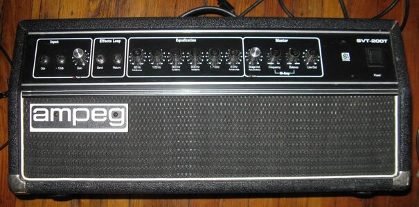 AMPEG SVT-200T 350w@4ohm