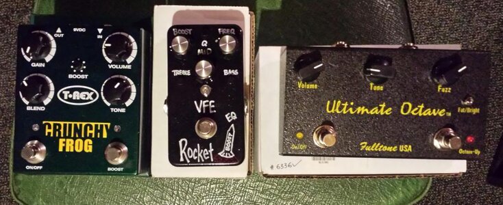 FS: Fulltone Ultimate Octave, VFE Rocket EQ, TRex Crunchy Frog