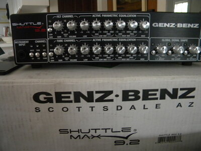 Genz Benz Shuttlemax 9.2 w/rack ears and foot pedal board