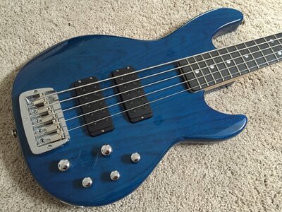 G&L M-2500 USA - Clear Blue M2500