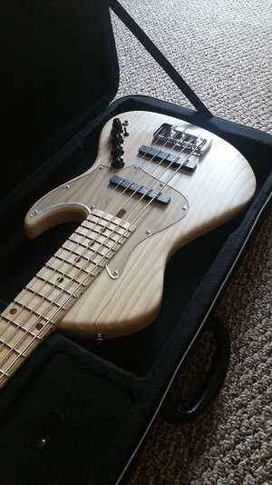 Roger (R bass) SC5J... Flame Maple & Board!! Blowout!!