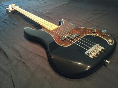 Fender Percision 1983 Black