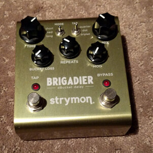 Strymon Brigadier digital delay - excellent