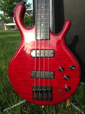 1997 Pedulla Buzz 4 String Fretless Bass