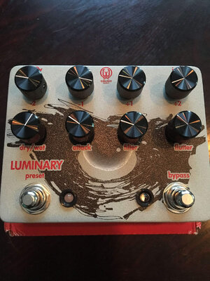 Walrus Audio Luminary Polyphonic Octave Pedal