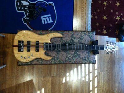 Carvin Kiesel LB76