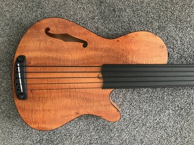 Rob Allen Deep 5 fretless custom 34" scale koa beauty