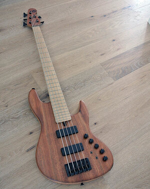 Maruszczyk Instruments - L5a-24 Etimoe - 5 String Active Bass With Etimoe Top