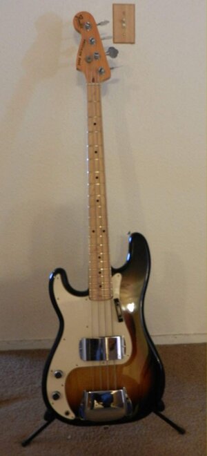 '78 P-Bass-1.JPG