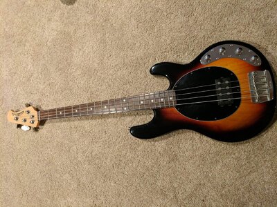 EBMM Stingray 4H, 2005 Sunburst Finish, Rosewood fretboard, maple neck.