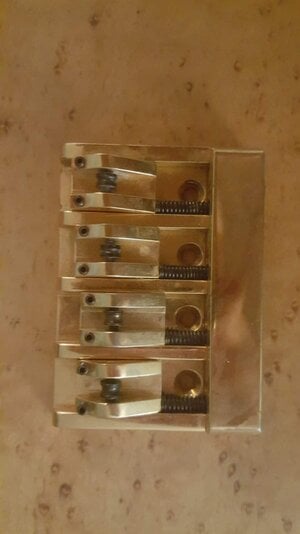 ABM Roller bridge gold 4 string