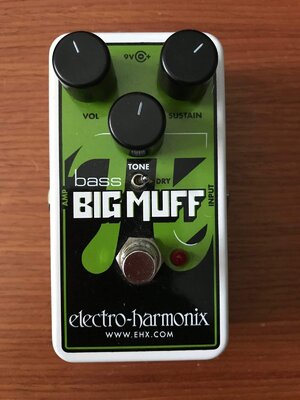 EHX Bass Big Muff Nano