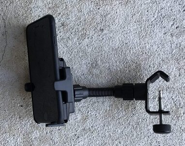 K&M Smartphone holder (for mic stand)