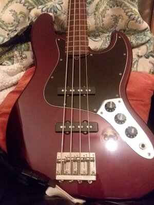 Fender Fretless Jazz Bass Midnight Wine MIM