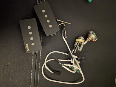 EMG Geezer P Pickups