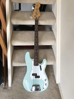 Squier Classic Vibe ‘60s Precision Bass