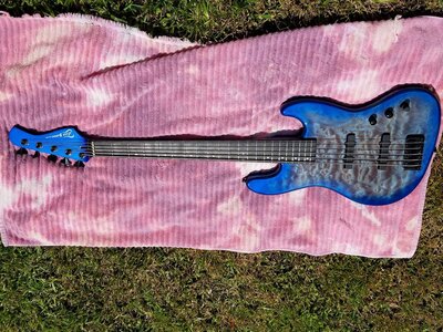 Funk Guitars usa 5 string J Jazz bass with Bartolini electronics