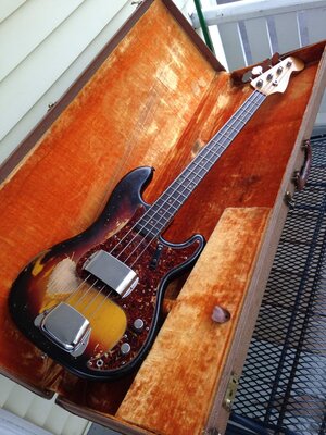 1961 FENDER PRECISION BASS w/ OHSC