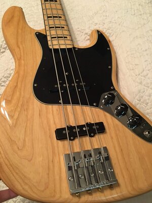 $1000 CONUS - Fender AVRI '75 Jazz Bass Nat w/Black Blocks + US Marcus Preamp