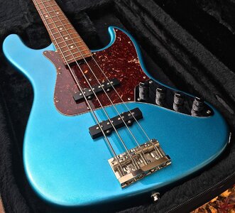 Sadowsky Metro RV4 in Lake Placid Blue, Just PLEK'd, Just Dinged