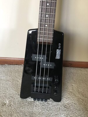 Hohner B2 Headless bass black p/j