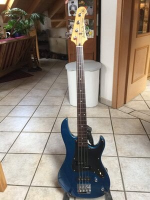 Yamaha Attitude Standard fretless