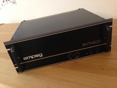 Ampeg SVT-300 tube power amp (rackmount)