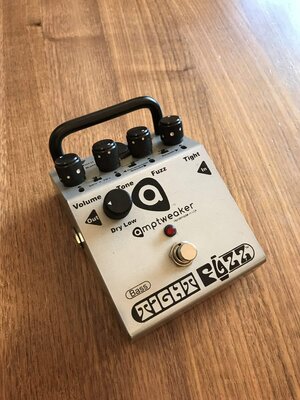 Amptweaker Bass Tight Fuzz