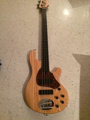 Lakland 44-01 Fretless MIK