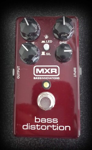 MXR M85 Bass Distortion