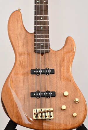 Victor Bailey Fender American Deluxe  Jazz 2006 Koa