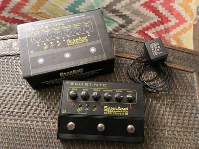 Sansamp Programmable Bass Driver DI