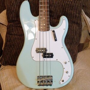 Upgraded Squier Classic Vibe 60's Precision in Sonic Blue with Old Case