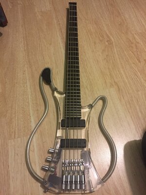 PRICE  DROP   1K!   Moses 5  string headless jump  bass