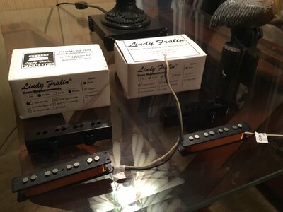 Lindy Fralin jazz pickups set