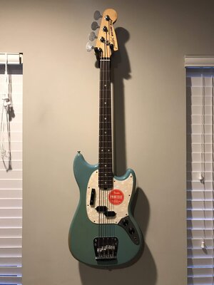 Fender Justin Meldal-Johnsen Road Worn Mustang Bass - Faded Daphne Blue