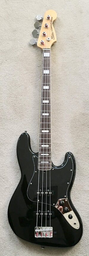 Certain Jazz Bass Model 100