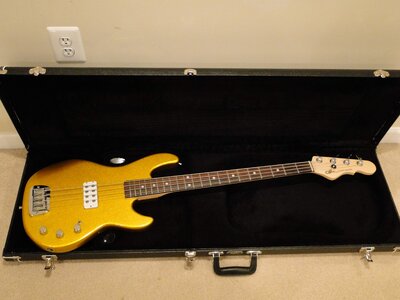 G&L L1000, yukon gold - trade for another G&L with 1.5 nut width, or maybe Fender