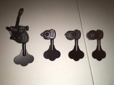 3 Hipshot HE6C 1/2" Bass Tuners and 1 Xtender - Black - Used