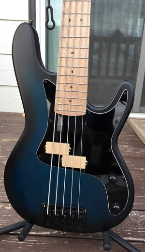 Carvin PB5 P Bass