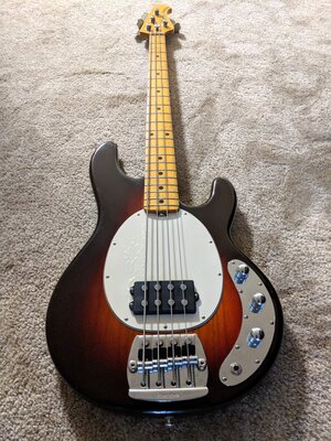 Ernie Ball Music Man Stingray Classic