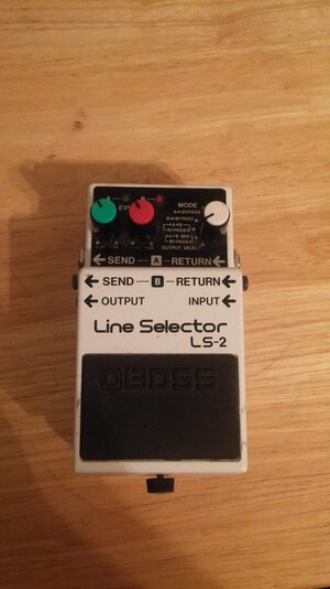 Boss LS-2 Line selector