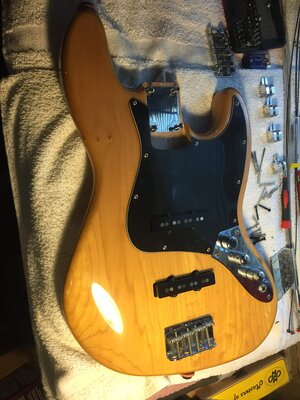 Squier Jazz Bass Body